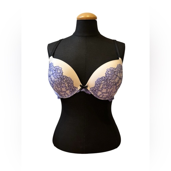 Victoria's Secret Other - Victoria’s Secret Dream Angels Lace Push-Up Bra 36C